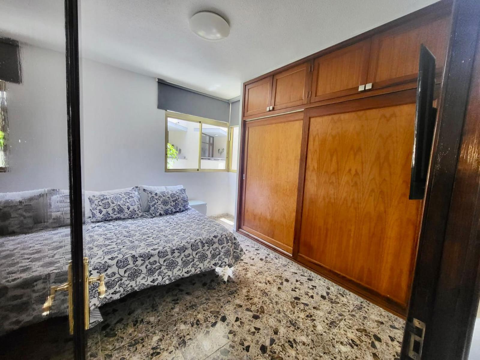 Affordable Holiday Accommodation For Large Families And Groups At Las Canteras Beach With 3 Bedrooms And Free Parking Las Palmas de Gran Canaria Zewnętrze zdjęcie