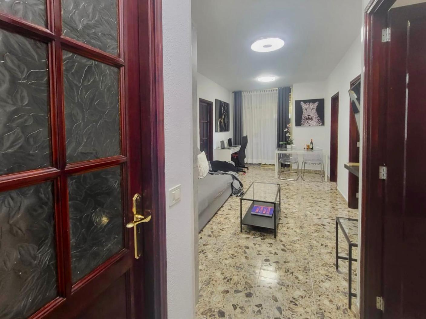 Affordable Holiday Accommodation For Large Families And Groups At Las Canteras Beach With 3 Bedrooms And Free Parking Las Palmas de Gran Canaria Zewnętrze zdjęcie