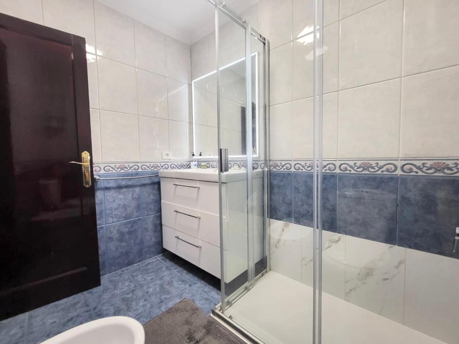 Affordable Holiday Accommodation For Large Families And Groups At Las Canteras Beach With 3 Bedrooms And Free Parking Las Palmas de Gran Canaria Zewnętrze zdjęcie